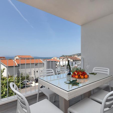Apartments Strada Тучепи Екстер'єр фото